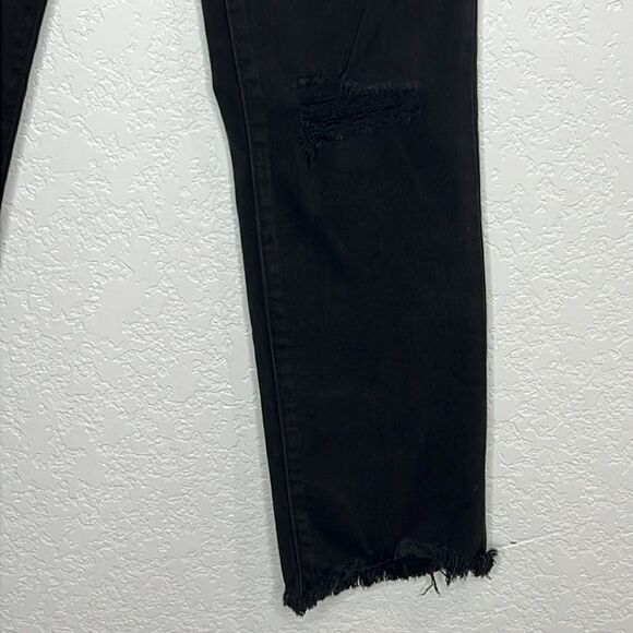 NWT LEVIS PREMIUM 724 HIGH-RISE STRAIGHT
CROPPED Sz 24 Black - Picture 4 of 16